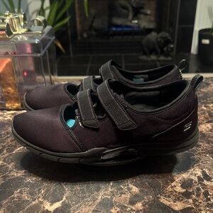 Skechers Women’s Gratis Cloud Black Mary Jane Walking Sneakers - Size 9.5